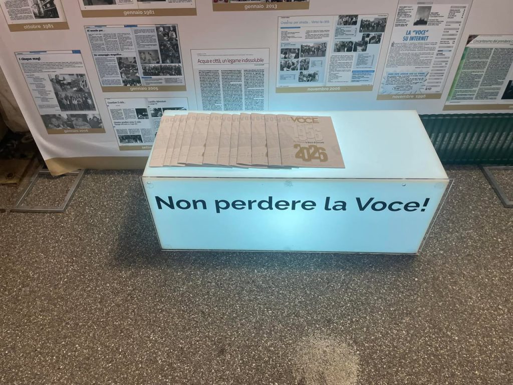 La mostra «Non perdere la Voce!» con le copertine dei settant’anni della Voce di Seriate