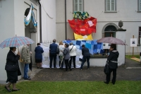 10-attaccagente.jpg